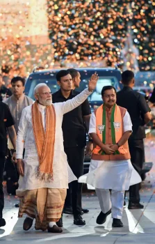 5 राज्यों के नतीजों में बड़ा उलटफेर: बंगाल में पहली बार BJP सरकार, असम में हैट्रिक; तमिलनाडु में विजय का उदय, केरल में कांग्रेस वापसी-मोदी बोले-गंगोत्री से गंगासागर तक कमल खिला:घुसपैठियों के खिलाफ एक्शन लेंगे 5 राज्यों के नतीजों में बड़ा उलटफेर: बंगाल में पहली बार BJP सरकार, असम में हैट्रिक; तमिलनाडु में विजय का उदय, केरल में कांग्रेस वापसी-मोदी बोले-गंगोत्री से गंगासागर तक कमल खिला:घुसपैठियों के खिलाफ एक्शन लेंगे