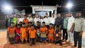 शहीद की स्मृति में खेल का संग्राम : पाहन्दा में कबड्डी प्रतियोगिता का भव्य आगाज़,कांग्रेस नेता अशोक बोले -लक्ष्य तय कर आगे बढ़े युवा, वही देश का उज्ज्वल भविष्य शहीद की स्मृति में खेल का संग्राम : पाहन्दा में कबड्डी प्रतियोगिता का भव्य आगाज़,कांग्रेस नेता अशोक बोले -लक्ष्य तय कर आगे बढ़े युवा, वही देश का उज्ज्वल भविष्य