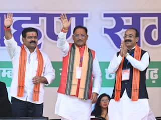 छत्तीसगढ़ BJP में बड़े बदलाव की आहट! दो डिप्टी CM फॉर्मूले पर मंथन तेज,दिल्ली में होगी सरकार और संगठन की हाईलेवल समीक्षा, सत्ता समीकरण बदलने की चर्चा छत्तीसगढ़ BJP में बड़े बदलाव की आहट! दो डिप्टी CM फॉर्मूले पर मंथन तेज,दिल्ली में होगी सरकार और संगठन की हाईलेवल समीक्षा, सत्ता समीकरण बदलने की चर्चा