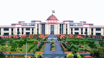 पुराने संविदाकर्मियों को हटाकर नई भर्ती पर हाईकोर्ट सख्त,क्रेडा की संविदा भर्ती पर रोक : सेवाकर्ता इकाई भर्ती विज्ञापन पर लगी अंतरिम स्टे पुराने संविदाकर्मियों को हटाकर नई भर्ती पर हाईकोर्ट सख्त,क्रेडा की संविदा भर्ती पर रोक : सेवाकर्ता इकाई भर्ती विज्ञापन पर लगी अंतरिम स्टे