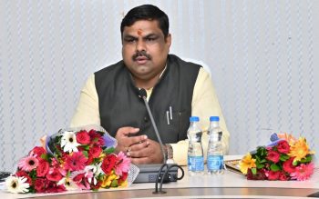 15 जुलाई से पहले 5500 शिक्षकों की भर्ती, शिक्षा मंत्री गजेंद्र यादव का बड़ा ऐलान ! नए शिक्षा सत्र में स्कूलों में लागू होगी बायोमेट्रिक उपस्थिति, आत्मानंद स्कूलों के लिए भी जल्द जारी होंगे आदेश 15 जुलाई से पहले 5500 शिक्षकों की भर्ती, शिक्षा मंत्री गजेंद्र यादव का बड़ा ऐलान ! नए शिक्षा सत्र में स्कूलों में लागू होगी बायोमेट्रिक उपस्थिति, आत्मानंद स्कूलों के लिए भी जल्द जारी होंगे आदेश