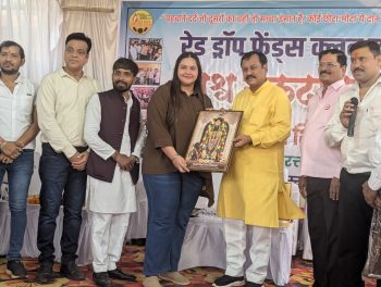 विश्व रक्तदान दिवस पर महारक्तदान शिविर आयोजित, 70 यूनिट रक्तदान; सांसद विजय बघेल ने रक्तमित्रों का किया सम्मान विश्व रक्तदान दिवस पर महारक्तदान शिविर आयोजित, 70 यूनिट रक्तदान; सांसद विजय बघेल ने रक्तमित्रों का किया सम्मान