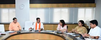 ग्रामीण विकास कार्यों में गुणवत्ता से नहीं होगा समझौता, 8 माह में लक्ष्य पूरे करें: उप मुख्यमंत्री विजय शर्मा ग्रामीण विकास कार्यों में गुणवत्ता से नहीं होगा समझौता, 8 माह में लक्ष्य पूरे करें: उप मुख्यमंत्री विजय शर्मा