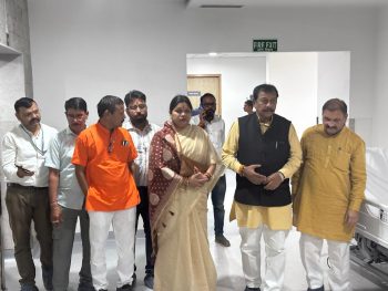 भाजपा प्रदेश अध्यक्ष किरण सिंह देव का हाल जानने मेदांता अस्पताल पहुंचे सांसद विजय बघेल, शीघ्र स्वास्थ्य लाभ की कामना की भाजपा प्रदेश अध्यक्ष किरण सिंह देव का हाल जानने मेदांता अस्पताल पहुंचे सांसद विजय बघेल, शीघ्र स्वास्थ्य लाभ की कामना की