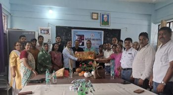 42 वर्षों की गौरवपूर्ण सेवा के बाद लैब तकनीशियन पूरन मल शर्मा को भावभीनी विदाई, महाविद्यालय परिवार ने किया सम्मानित 42 वर्षों की गौरवपूर्ण सेवा के बाद लैब तकनीशियन पूरन मल शर्मा को भावभीनी विदाई, महाविद्यालय परिवार ने किया सम्मानित