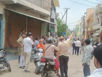 सोलर पैनल हादसे में दो कर्मचारियों की मौत, KY एनर्जी के संचालक पर लापरवाही का केस दर्ज सोलर पैनल हादसे में दो कर्मचारियों की मौत, KY एनर्जी के संचालक पर लापरवाही का केस दर्ज