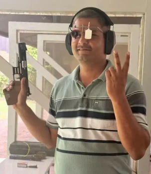 छत्तीसगढ़ पुलिस के निरीक्षक वैभव मिश्रा ने रचा इतिहास, राष्ट्रीय शूटिंग चैंपियनशिप के तीन इवेंट में किया क्वालिफाई छत्तीसगढ़ पुलिस के निरीक्षक वैभव मिश्रा ने रचा इतिहास, राष्ट्रीय शूटिंग चैंपियनशिप के तीन इवेंट में किया क्वालिफाई