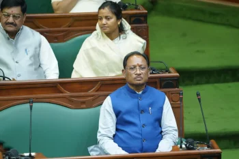छत्तीसगढ़ विधानसभा में अविश्वास प्रस्ताव ध्वस्त: कांग्रेस ने 136 मुद्दों पर सरकार को घेरा, मुख्यमंत्री बोले— “आदिवासी का बेटा कांग्रेस को स्वीकार नहीं”; सदन में कई बार हंगामा छत्तीसगढ़ विधानसभा में अविश्वास प्रस्ताव ध्वस्त: कांग्रेस ने 136 मुद्दों पर सरकार को घेरा, मुख्यमंत्री बोले— “आदिवासी का बेटा कांग्रेस को स्वीकार नहीं”; सदन में कई बार हंगामा