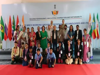 BRICS 2026 में छत्तीसगढ़ का गौरव: रायपुर के सरकारी विद्यालय का अंतरराष्ट्रीय मंच पर चयन, कक्षा 7-8 की छात्राओं ने प्रस्तुत किया जियोस्पेशियल प्रोजेक्ट BRICS 2026 में छत्तीसगढ़ का गौरव: रायपुर के सरकारी विद्यालय का अंतरराष्ट्रीय मंच पर चयन, कक्षा 7-8 की छात्राओं ने प्रस्तुत किया जियोस्पेशियल प्रोजेक्ट