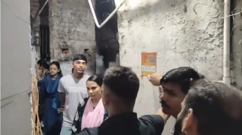 धमतरी में प्रार्थना सभा को लेकर हंगामा, धर्मांतरण के आरोपों से गरमाया माहौल धमतरी में प्रार्थना सभा को लेकर हंगामा, धर्मांतरण के आरोपों से गरमाया माहौल