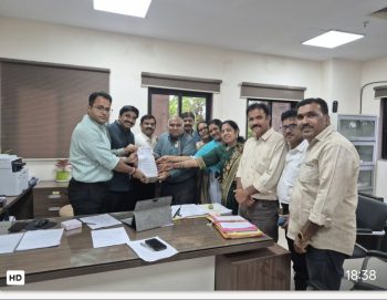 प्राचार्यों की लंबित समस्याओं के निराकरण की दिशा में महत्वपूर्ण पहल, शिक्षा सचिव व संचालक से फेडरेशन की सकारात्मक चर्चा प्राचार्यों की लंबित समस्याओं के निराकरण की दिशा में महत्वपूर्ण पहल, शिक्षा सचिव व संचालक से फेडरेशन की सकारात्मक चर्चा