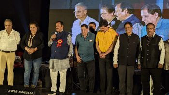 24 वर्षों से सुरों की साधना, अगले साल सिल्वर जुबली मनाएगा “याद-ए-मुकेश” सांसद विजय ने कहा -“दर्द भरे गीतों की अमर पहचान थे मुकेश” 24 वर्षों से सुरों की साधना, अगले साल सिल्वर जुबली मनाएगा “याद-ए-मुकेश” सांसद विजय ने कहा -“दर्द भरे गीतों की अमर पहचान थे मुकेश”