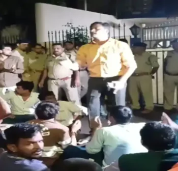 भगवान शिव पर कथित आपत्तिजनक टिप्पणी से रायपुर में तनाव: अरुण पन्नालाल गिरफ्तार, 21 अगस्त तक न्यायिक हिरासत भगवान शिव पर कथित आपत्तिजनक टिप्पणी से रायपुर में तनाव: अरुण पन्नालाल गिरफ्तार, 21 अगस्त तक न्यायिक हिरासत