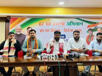 SI रिजल्ट विवाद: भाजयुमो का कांग्रेस पर पलटवार, ‘न्यूज़’ और ‘हे राम’ को लेकर भ्रम फैलाने का आरोप ! राहुल टिकरिहा बोले- बिना तथ्य युवाओं की मेहनत का मजाक उड़ाया गया, भूपेश बघेल और दीपक बैज सार्वजनिक माफी मांगें SI रिजल्ट विवाद: भाजयुमो का कांग्रेस पर पलटवार, ‘न्यूज़’ और ‘हे राम’ को लेकर भ्रम फैलाने का आरोप ! राहुल टिकरिहा बोले- बिना तथ्य युवाओं की मेहनत का मजाक उड़ाया गया, भूपेश बघेल और दीपक बैज सार्वजनिक माफी मांगें