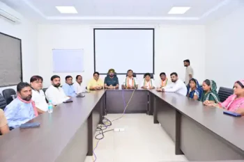 नकटी मामले में कांग्रेस फिर तेज करेगी आंदोलन: अनुज शर्मा और बृजमोहन अग्रवाल के आवास का घेराव, एयरपोर्ट मार्ग पर चक्काजाम की तैयारी नकटी मामले में कांग्रेस फिर तेज करेगी आंदोलन: अनुज शर्मा और बृजमोहन अग्रवाल के आवास का घेराव, एयरपोर्ट मार्ग पर चक्काजाम की तैयारी