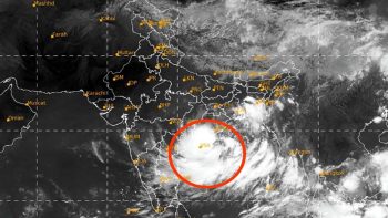 छत्तीसगढ़ में मौसम का बड़ा अलर्ट! बंगाल की खाड़ी का डीप डिप्रेशन सक्रिय, 48 घंटे भारी बारिश और तेज हवाओं का खतरा छत्तीसगढ़ में मौसम का बड़ा अलर्ट! बंगाल की खाड़ी का डीप डिप्रेशन सक्रिय, 48 घंटे भारी बारिश और तेज हवाओं का खतरा