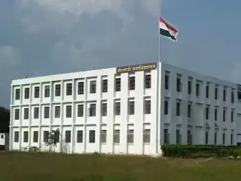 दुर्ग के प्राइवेट कॉलेज से 12.39 लाख की ठगी,पहले कॉलेज का मुआयना किया, फिर ऑनलाइन परीक्षा सेंटर के नाम पर अलग-अलग खातों में जमा कराए लाखों रुपए; संपर्क बंद होने पर हुआ फर्जीवाड़े का खुलासा दुर्ग के प्राइवेट कॉलेज से 12.39 लाख की ठगी,पहले कॉलेज का मुआयना किया, फिर ऑनलाइन परीक्षा सेंटर के नाम पर अलग-अलग खातों में जमा कराए लाखों रुपए; संपर्क बंद होने पर हुआ फर्जीवाड़े का खुलासा