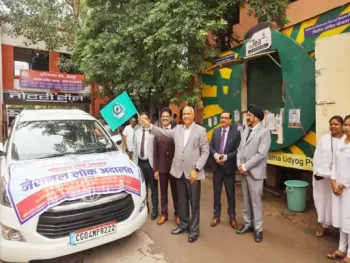 नेशनल लोक अदालत में हिंदू-मुस्लिम विवाद से लेकर पिता-पुत्र के संपत्ति विवाद तक सुलझे,कोर्ट में पेंडिंग 14.97 लाख से ज्यादा मामलों का निराकरण नेशनल लोक अदालत में हिंदू-मुस्लिम विवाद से लेकर पिता-पुत्र के संपत्ति विवाद तक सुलझे,कोर्ट में पेंडिंग 14.97 लाख से ज्यादा मामलों का निराकरण