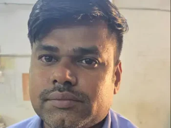 BREAKING NEWS: दुर्ग में खनिज विभाग का आरक्षक गिरफ्तार, छोटे भाई की पत्नी ने लगाया गलत नीयत का आरोप; कोर्ट से मिली जमानत BREAKING NEWS: दुर्ग में खनिज विभाग का आरक्षक गिरफ्तार, छोटे भाई की पत्नी ने लगाया गलत नीयत का आरोप; कोर्ट से मिली जमानत