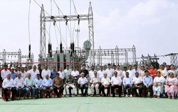 दक्षिण पाटन के ग्राम औरी में 42.33 करोड़ का 132/33 केवी सब-स्टेशन कमीशन, 67 गांवों को मिलेगी बिजली राहत लेकिन स्थानीय सरपंच को न्योता तक नहीं! पंचायत की जमीन पर बने प्रोजेक्ट में स्थानीय युवाओं को रोजगार नहीं मिलने से आक्रोश दक्षिण पाटन के ग्राम औरी में 42.33 करोड़ का 132/33 केवी सब-स्टेशन कमीशन, 67 गांवों को मिलेगी बिजली राहत लेकिन स्थानीय सरपंच को न्योता तक नहीं! पंचायत की जमीन पर बने प्रोजेक्ट में स्थानीय युवाओं को रोजगार नहीं मिलने से आक्रोश
